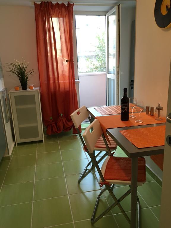 Green Apartment Bukarest Kültér fotó