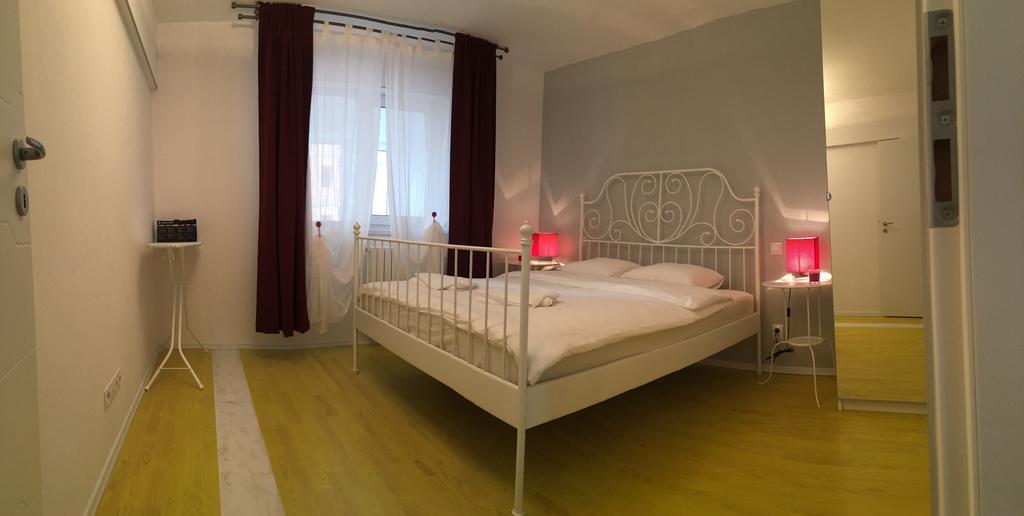 Green Apartment Bukarest Kültér fotó