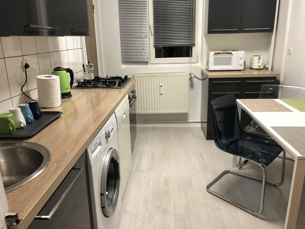 Green Apartment Bukarest Kültér fotó