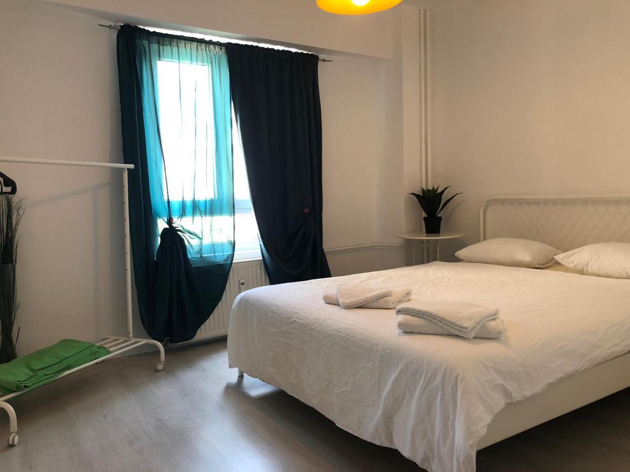 Green Apartment Bukarest Kültér fotó