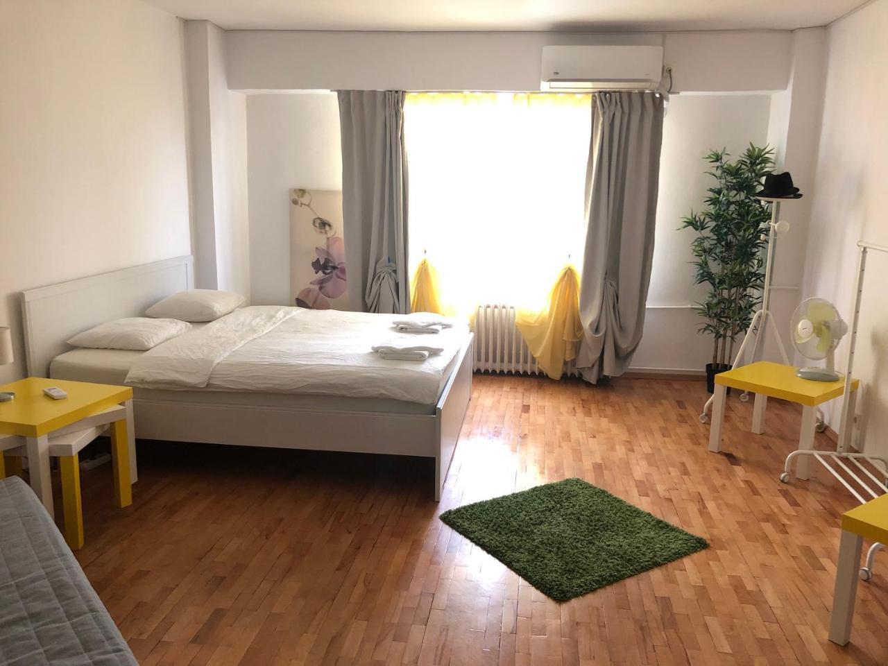 Green Apartment Bukarest Kültér fotó