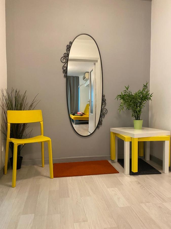 Green Apartment Bukarest Kültér fotó